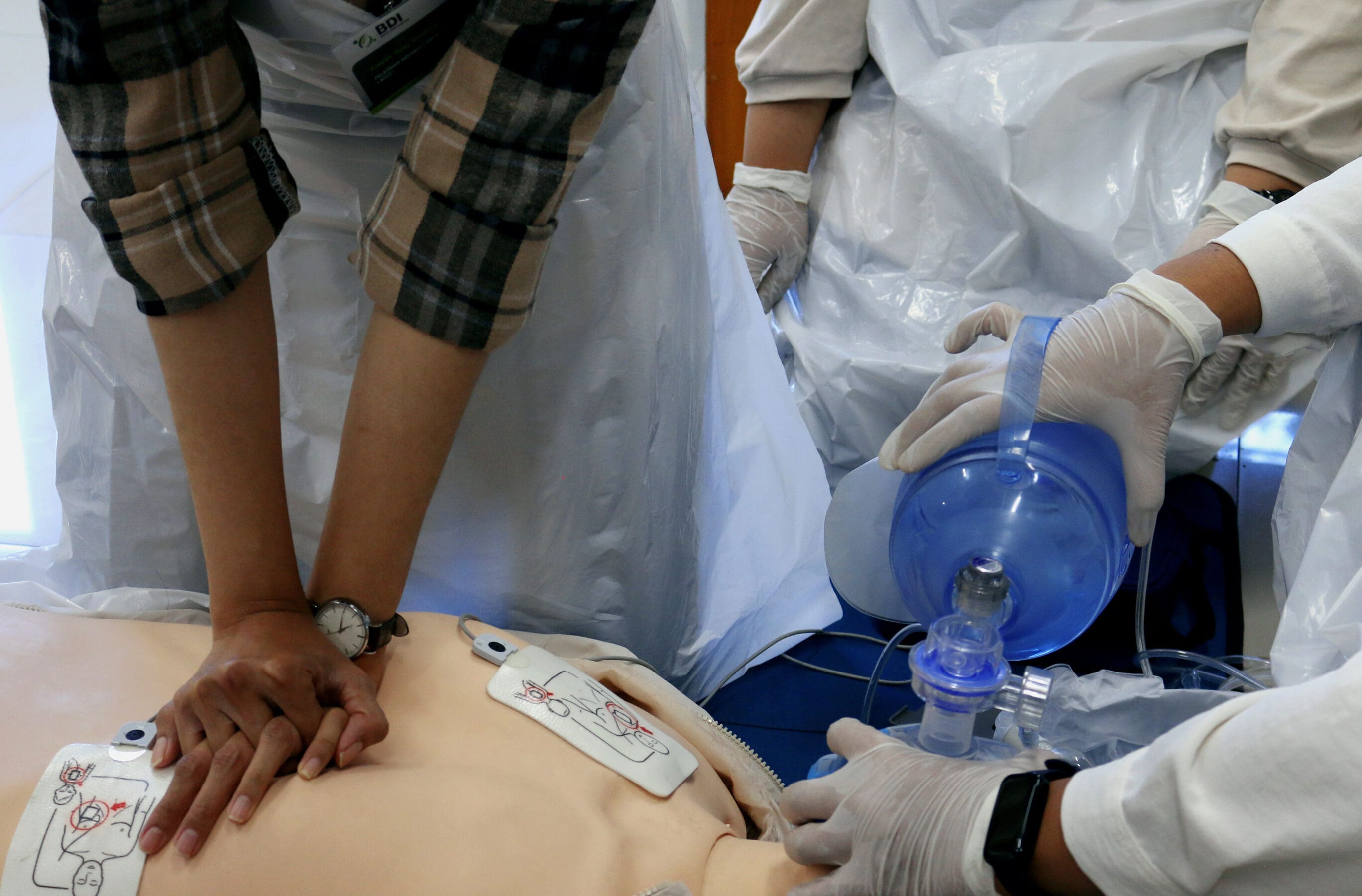 Provide Advanced Resuscitation and Oxygen Therapy & Provide First Aid Course